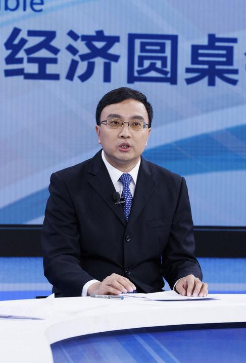 展的确定性应对各种不确定性——中国经济圆桌会聚焦“四稳”麻将胡了2试玩网站中国经济圆桌会·新华全媒头条以高质量发(图9)