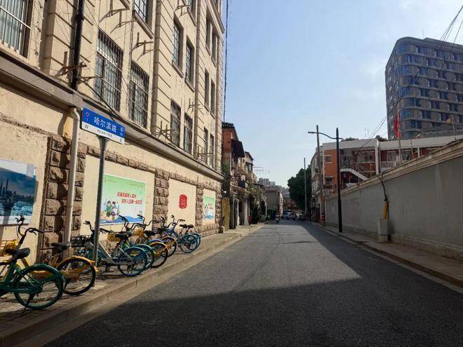 心电话→楼盘百科→首页网站→楼盘百科→首页网站→处24小时热线电话PG麻将胡了试玩华润外滩瑞府售楼处电线上海黄浦华润外滩瑞府售楼中(图13)